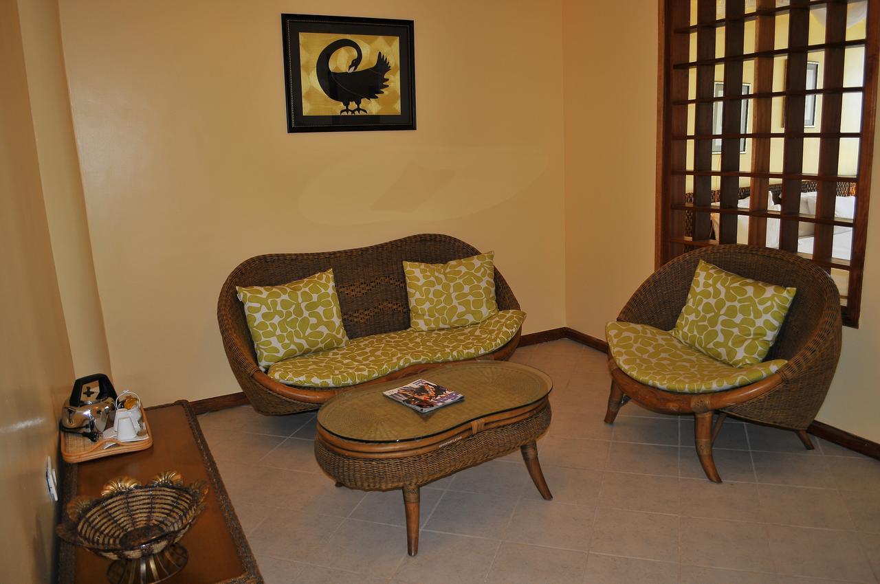 Giraffe Ocean View Hotel Dar es Salaam Exterior photo